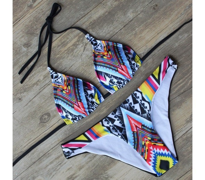 Bikini Modèle Anouk fantaisie ethnique avec rembourrage amovible