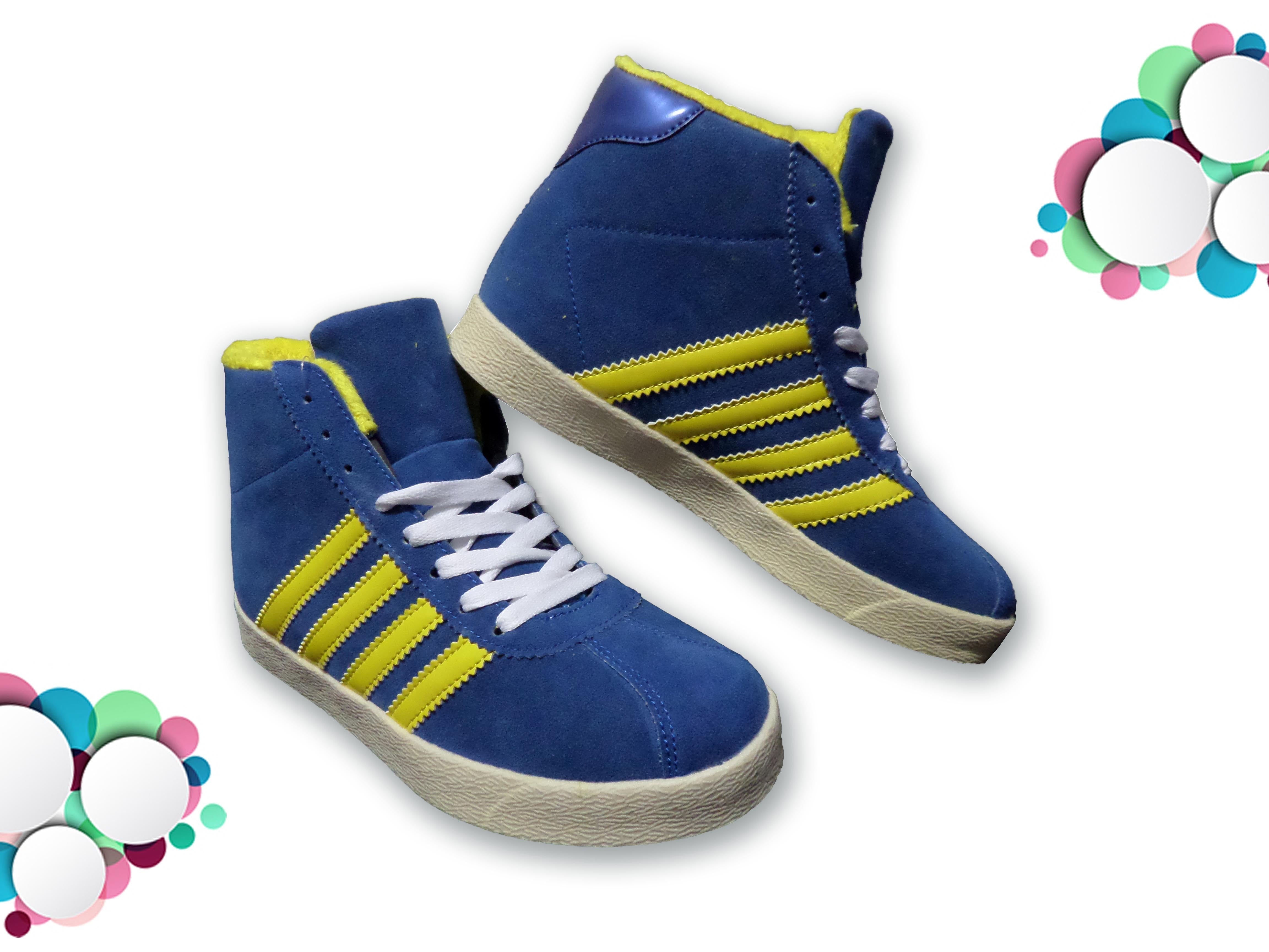 Chaussures de sport femme modèle CITY avec bout rond et semelles antidérapantes