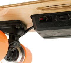527354 Skateboard électrique 70 cm MASTER avec télécommande sans fil 15 km/h