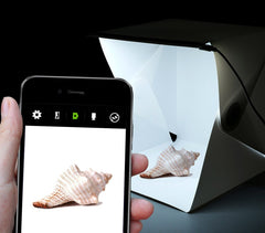 4498 Mini studio photo 22x24x24 cm avec lumière led arrière-plan blanc et noir