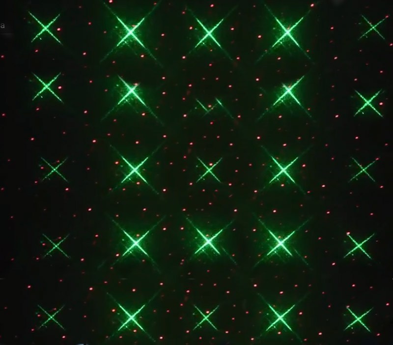 560899 Projecteur laser lumineux 6 effets Noël sur trépied extérieur