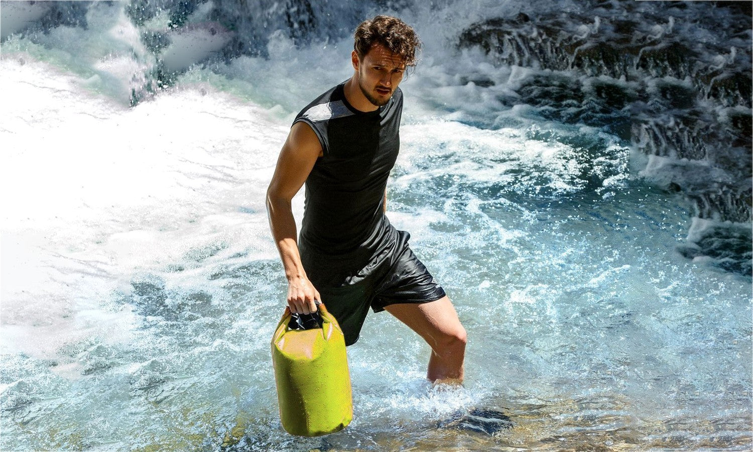 Sac étanche DRY BAG flottant 10754 pour bateau ou mer 20 - 40 - 70 litres