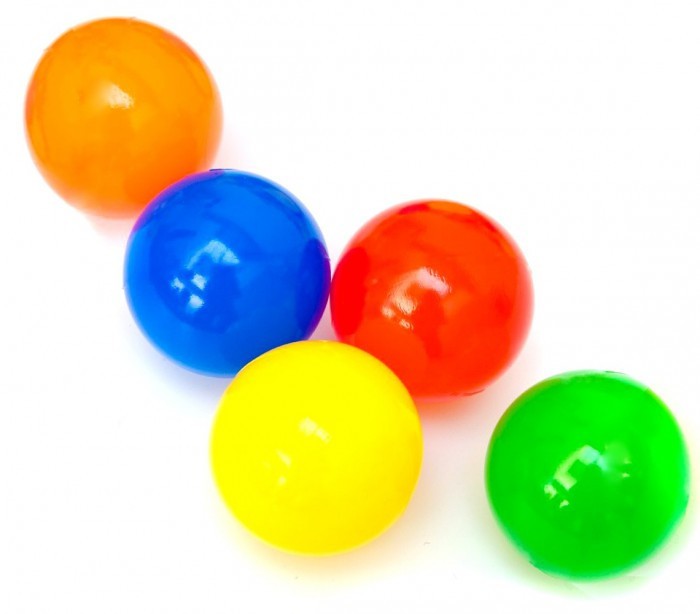  007244 Kit de 50 balles en plastique de 7 cm de différentes couleurs pour jouer