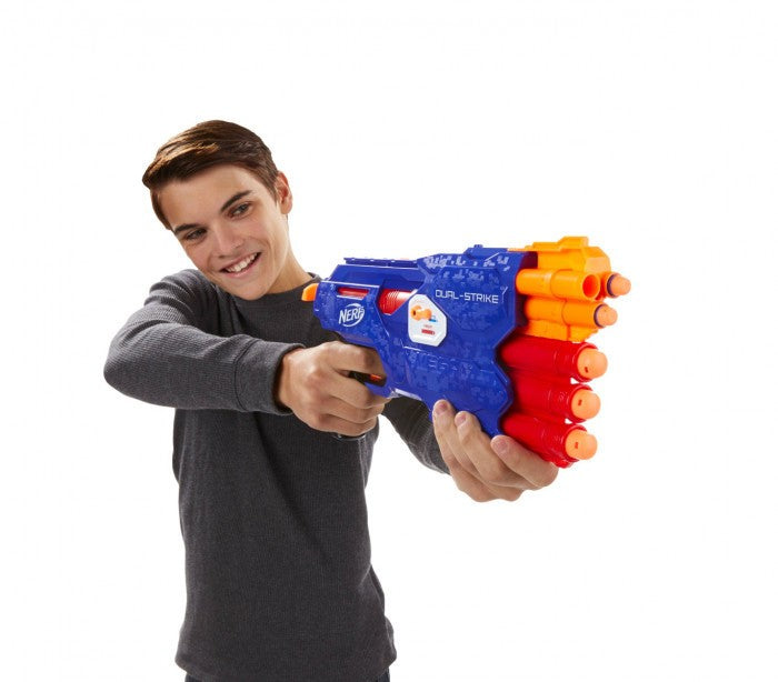 945459 NERF GUN Dual Strike 3x3x avec sélecteur de cartouches grand/petit Hasbro