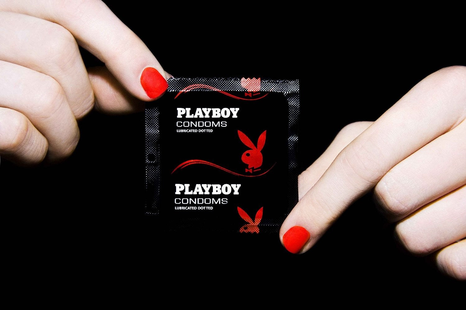 Pack 12 préservatifs Stimulant - sensibilité maximales - PLAYBOY- boite rouge