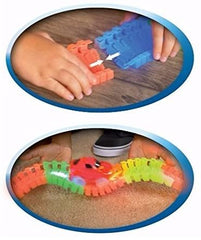 Glow Track Magic piste fluorescent 120 pièces 498903 avec ascenseur et voiture