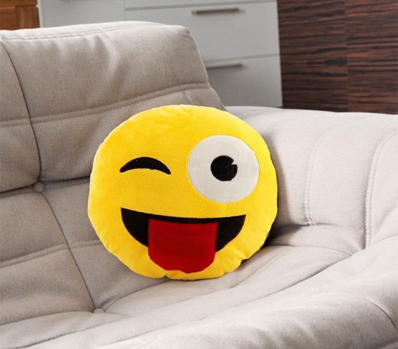 621037 Coussin emotion clin d'oeil avec langue emoji pillow diamètre 30 cm