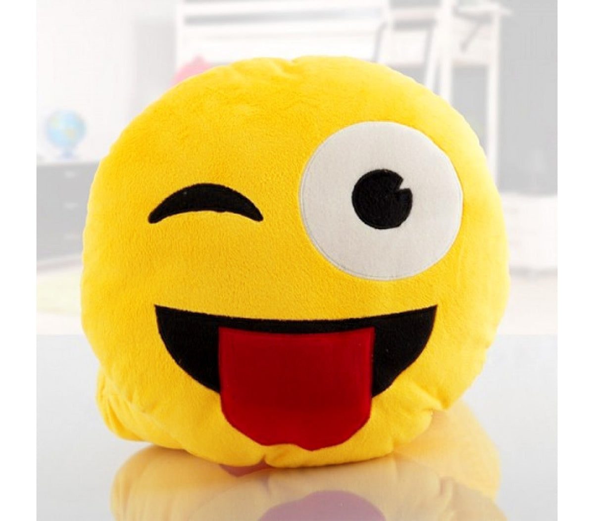 621037 Coussin emotion clin d'oeil avec langue emoji pillow diamètre 30 cm