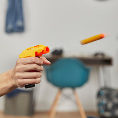 Hasbro Nerf Alpha Strike 624638 avec 4 armes blaster et 26 fléchettes en mousse