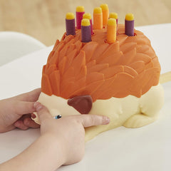 609901 Jeu de société Hasbro Pierino porc-épic avec dés et fléchettes