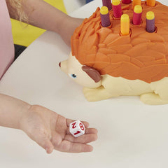609901 Jeu de société Hasbro Pierino porc-épic avec dés et fléchettes