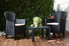 Salon pour intérieur ou extérieur AKITA Polirrattan gris 2 fauteuils table basse