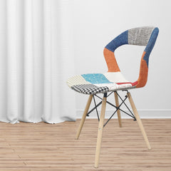 Chaise PARIGI en Patchwork Jambes en Bois Hêtre Structure Métal Souple