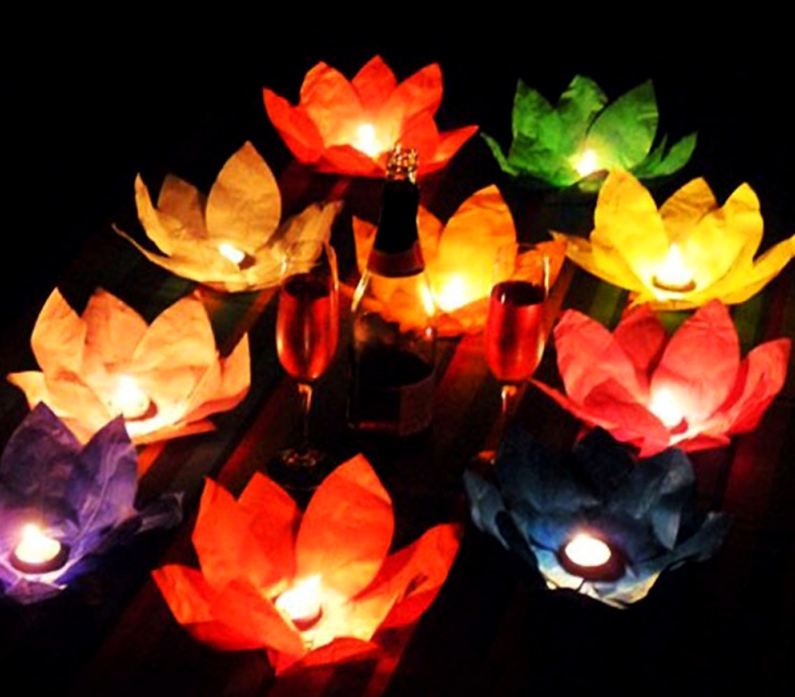 Lanterne fleur de lotus flottante 30 x 30 cm 05237 couleurs assorties