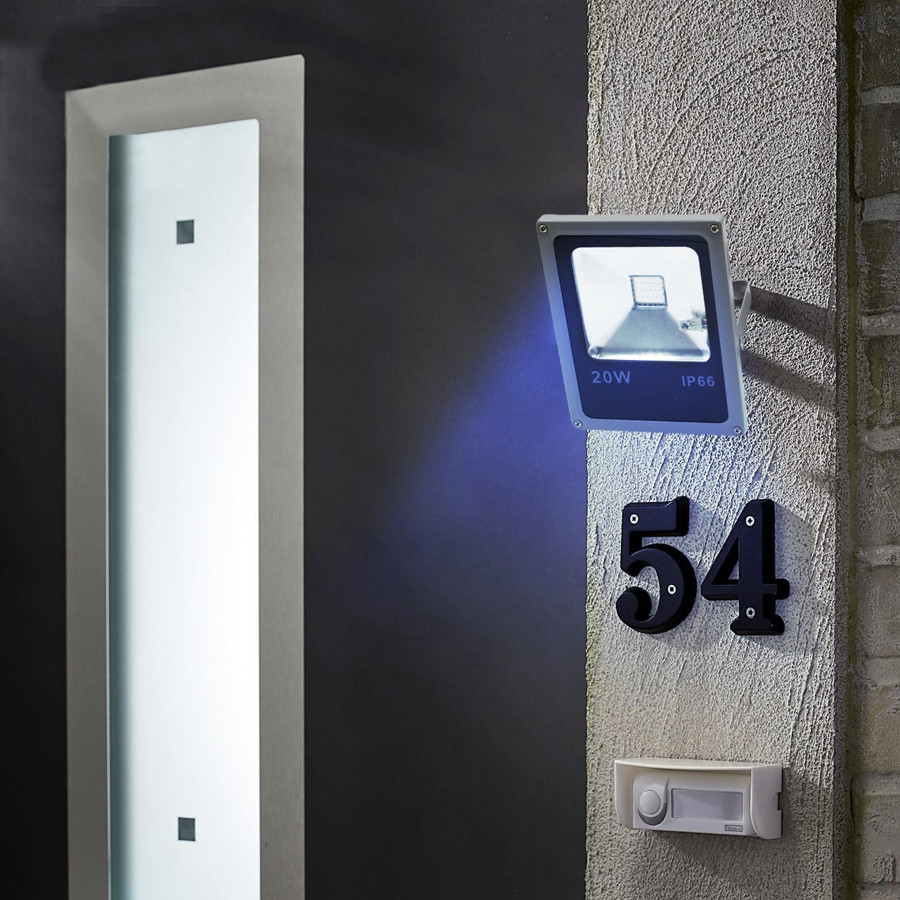 Phare LED couleur RGB 20w support à 120° d’angle et protection contre la pluie