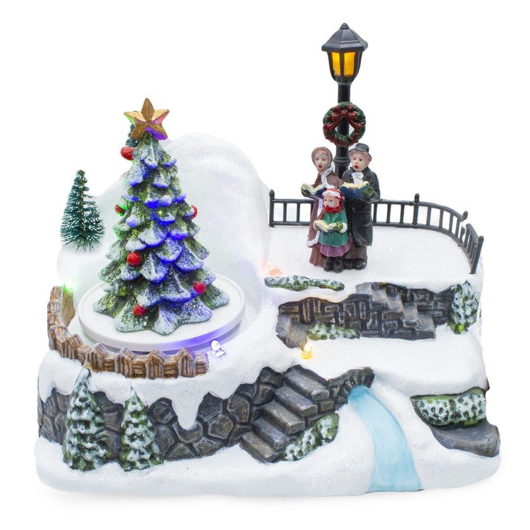 Village de Noël Scénario 361005 Éclairage Musique Et Mouvement 18x13x16Cm