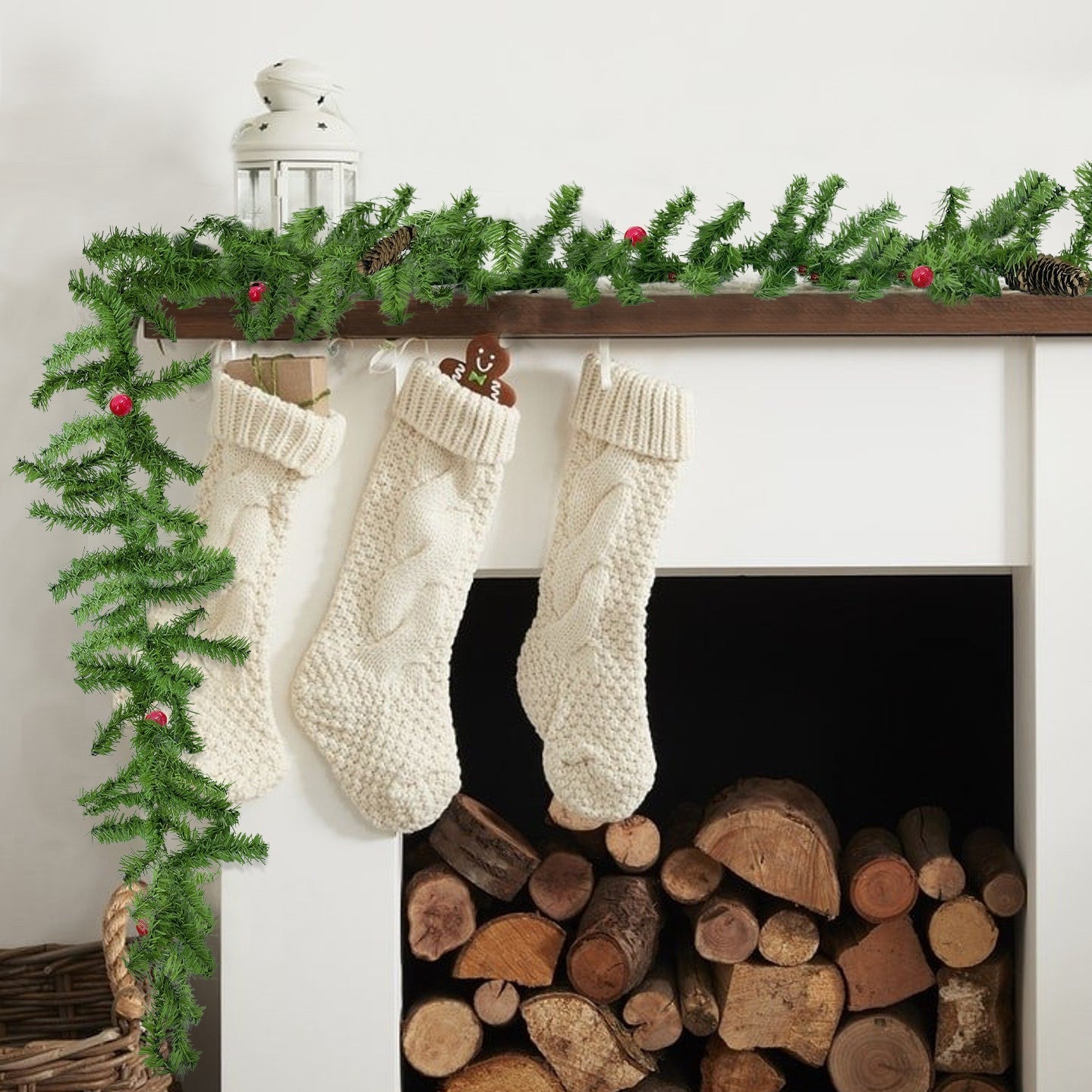 245009 Couronne de Noël branches d'arbre avec baies et pommes de pin 280 cm long