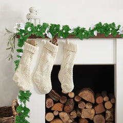 326592 Couronne de Noël sur branche d'arbre 2 Mt avec houx et ornements argentés