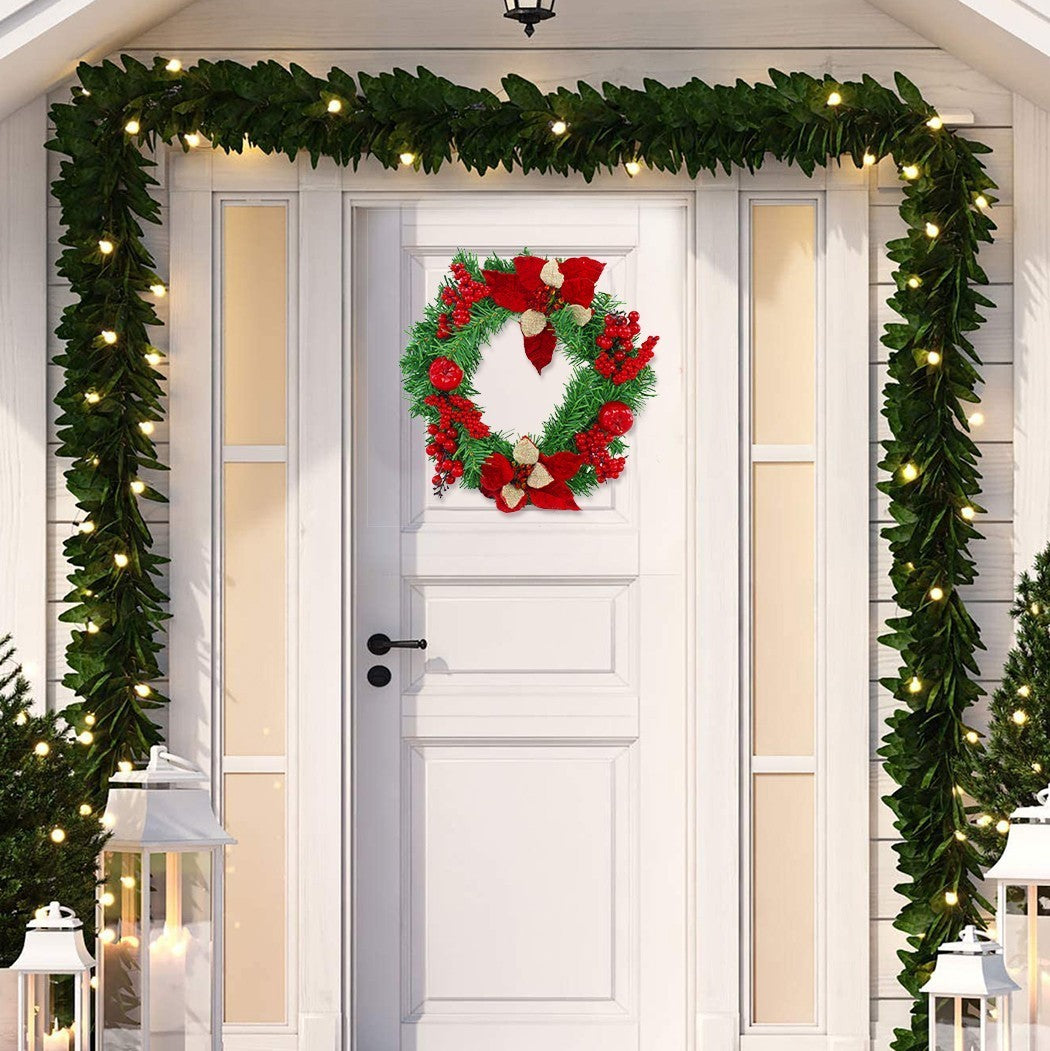 Couronne de porte de Noël ronde de 35 cm avec décorations rouges