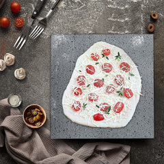 Kit de pizza 35x35cm en pierre de lave 100% naturelle qui cuit en 5 minutes