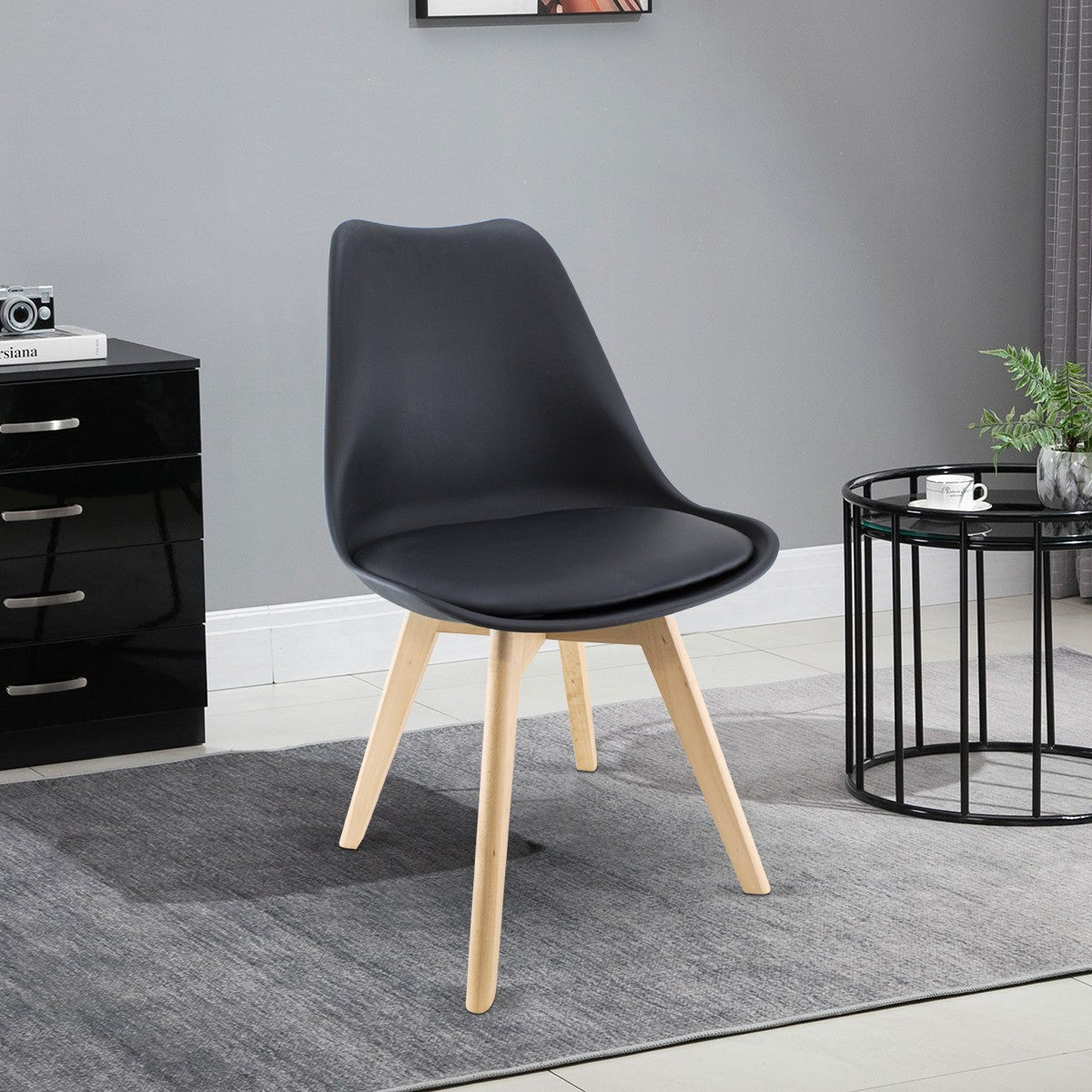 Chaise de salle à manger TULIP pieds en bois et assise souple 48x50x82H