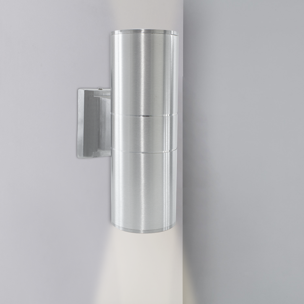 Applique murale LED 870205 Lampe d'extérieur au design moderne aluminium argenté