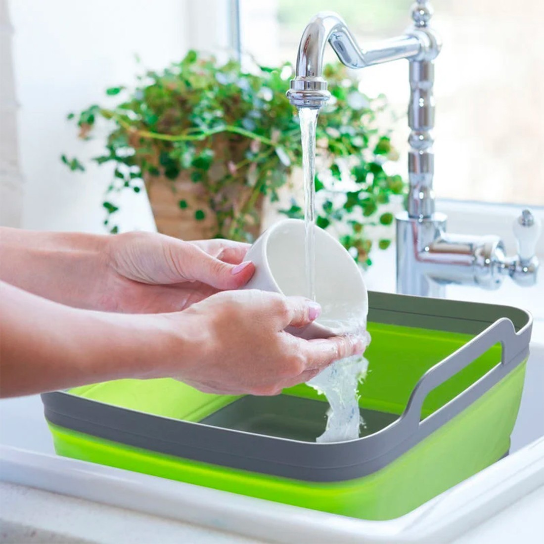 605806 Panier de lavage multifonction pliable en silicone avec bouchon vidange
