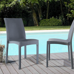 Lot de 2 chaises de jardin d'extérieur design JANET en rotin résine empilable