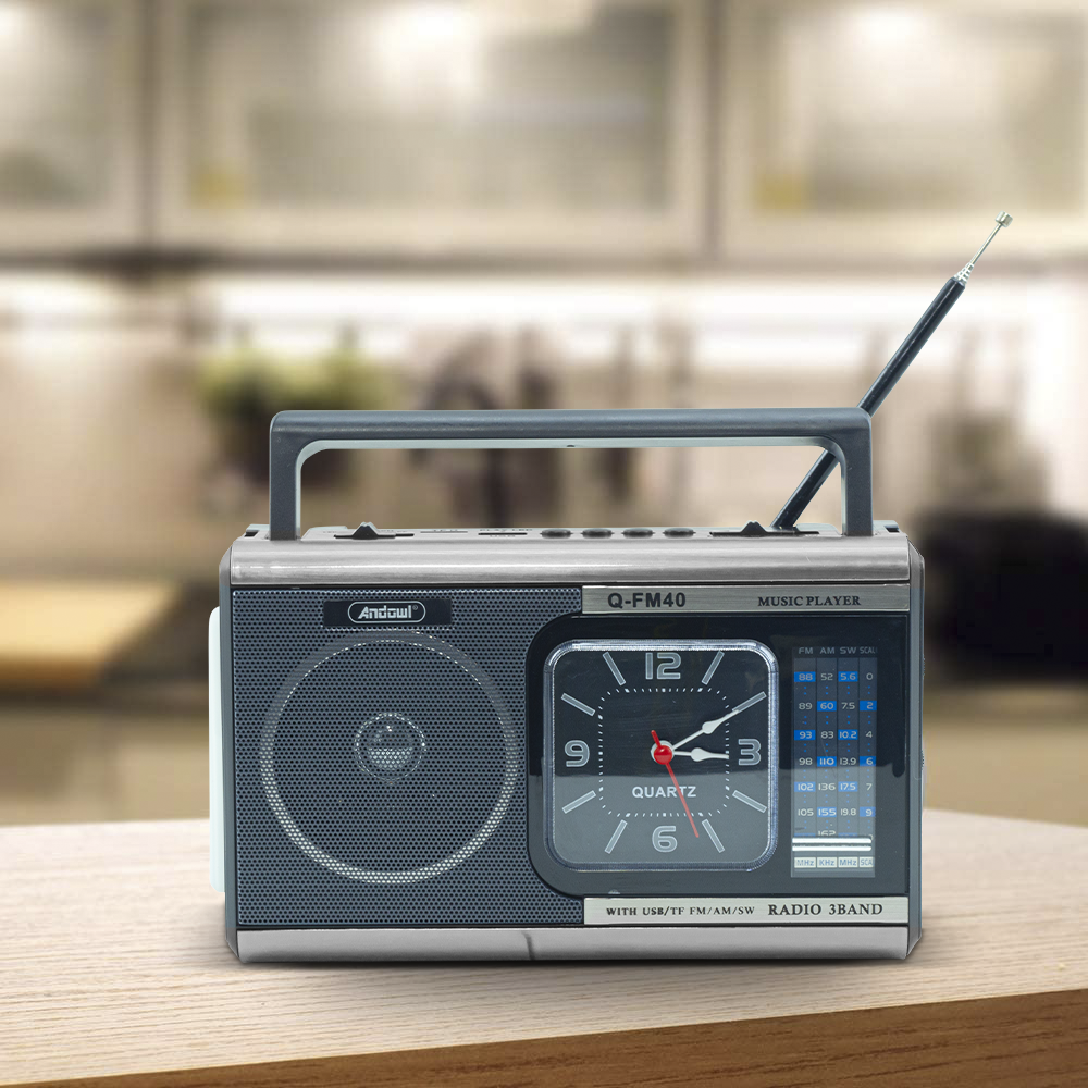 Q-FM40 Vintage FM Radio Haut-parleur Bluetooth MP3 Lampe poche portable horloge