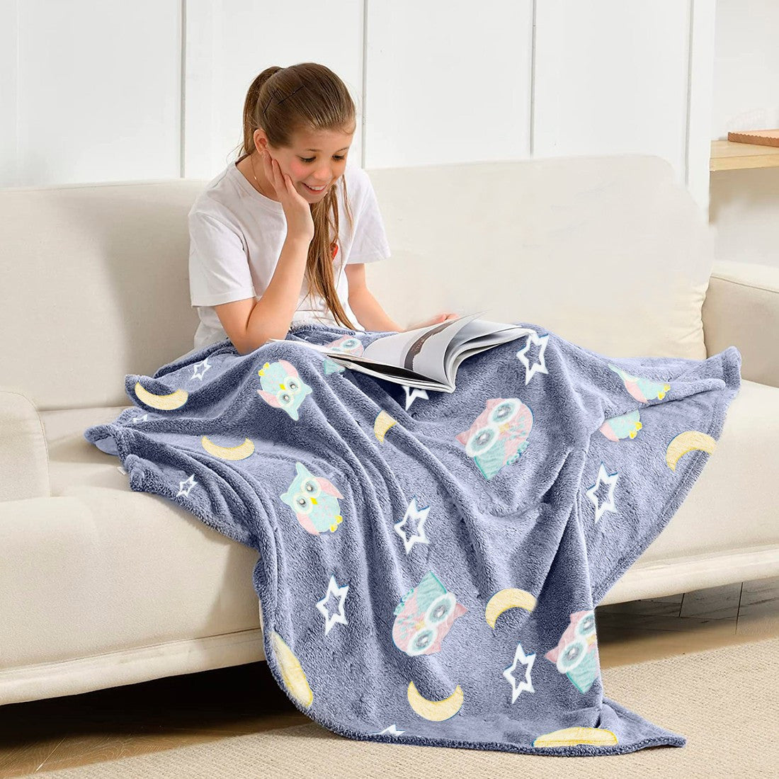 Doudou magique polaire bleu hiboux et étoiles fluo 170x120