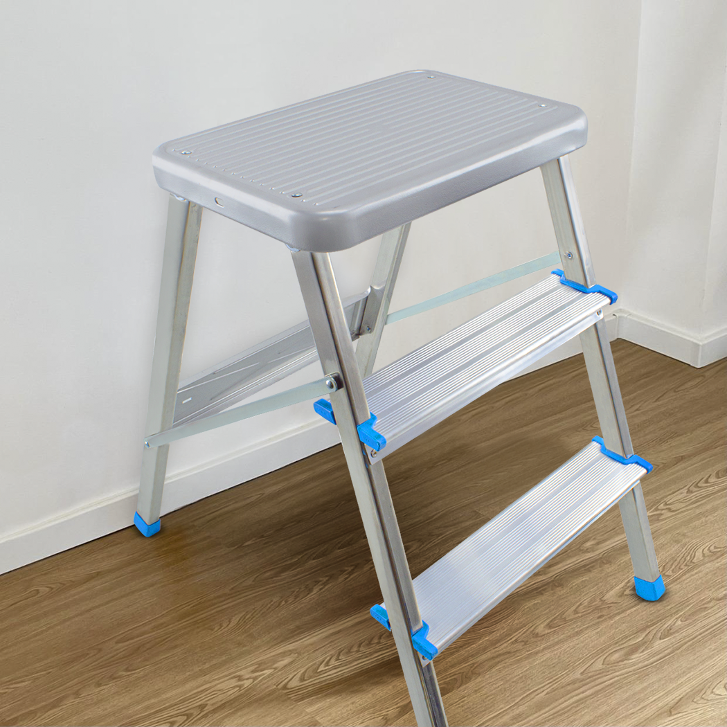 Tabouret 3 marches SCAB en aluminium H64cm art.850 avec crochet de sécurité