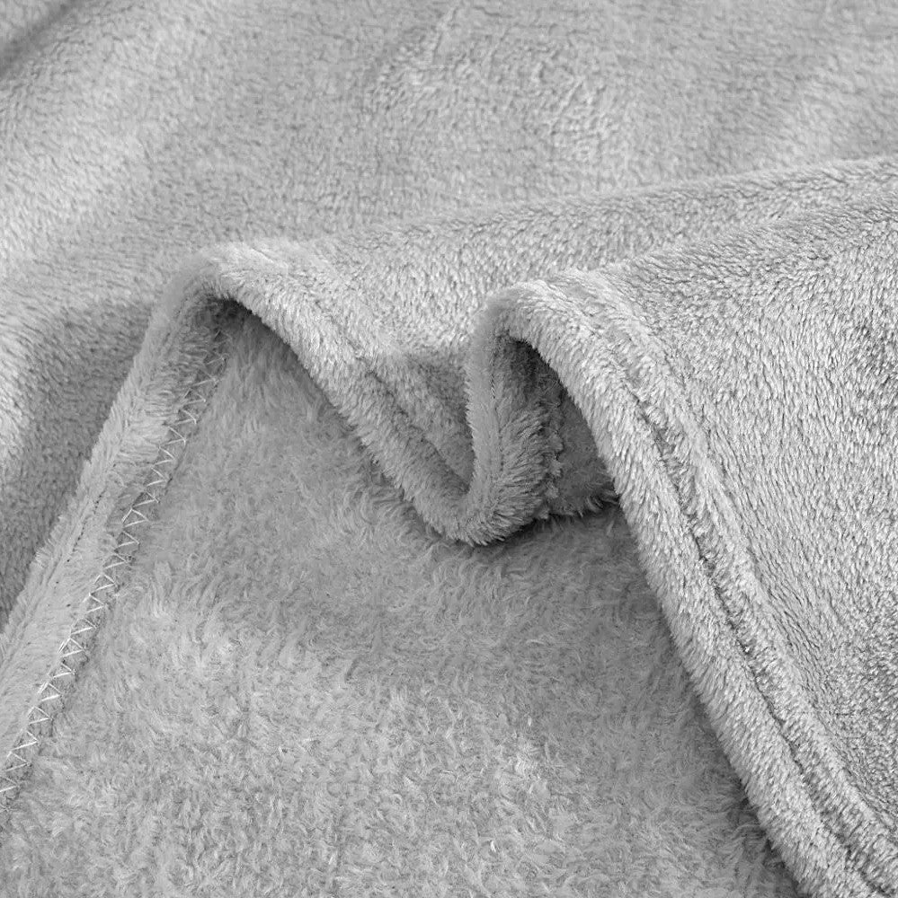 Couverture lisse pour lit matrimonial Barcelone 210x240cm, en peluche très douce
