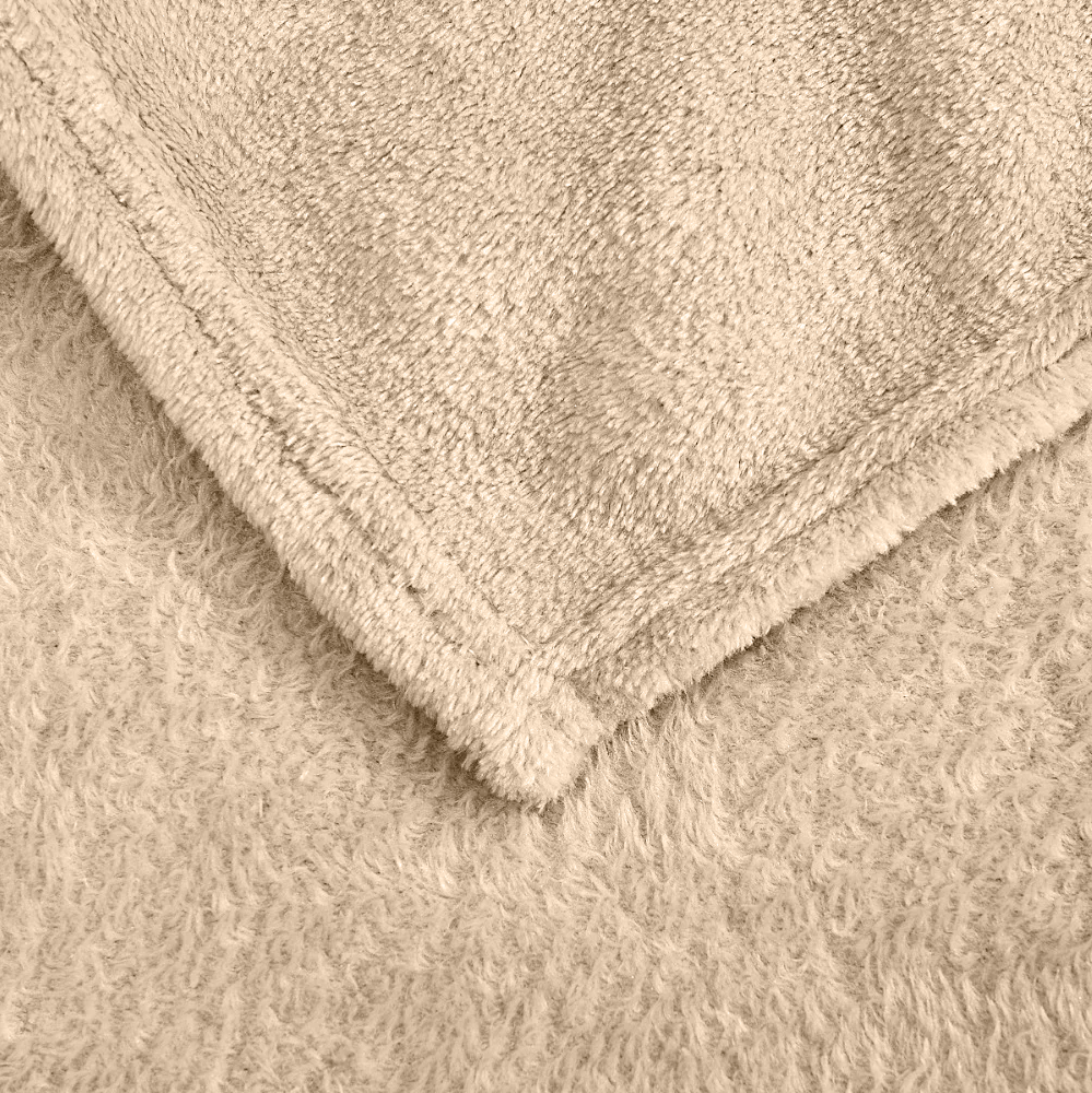 Couverture lisse pour lit matrimonial Barcelone 210x240cm, en peluche très douce