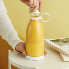Mini bouteille de smoothie rechargeable portable pour mélangeur de jus portable