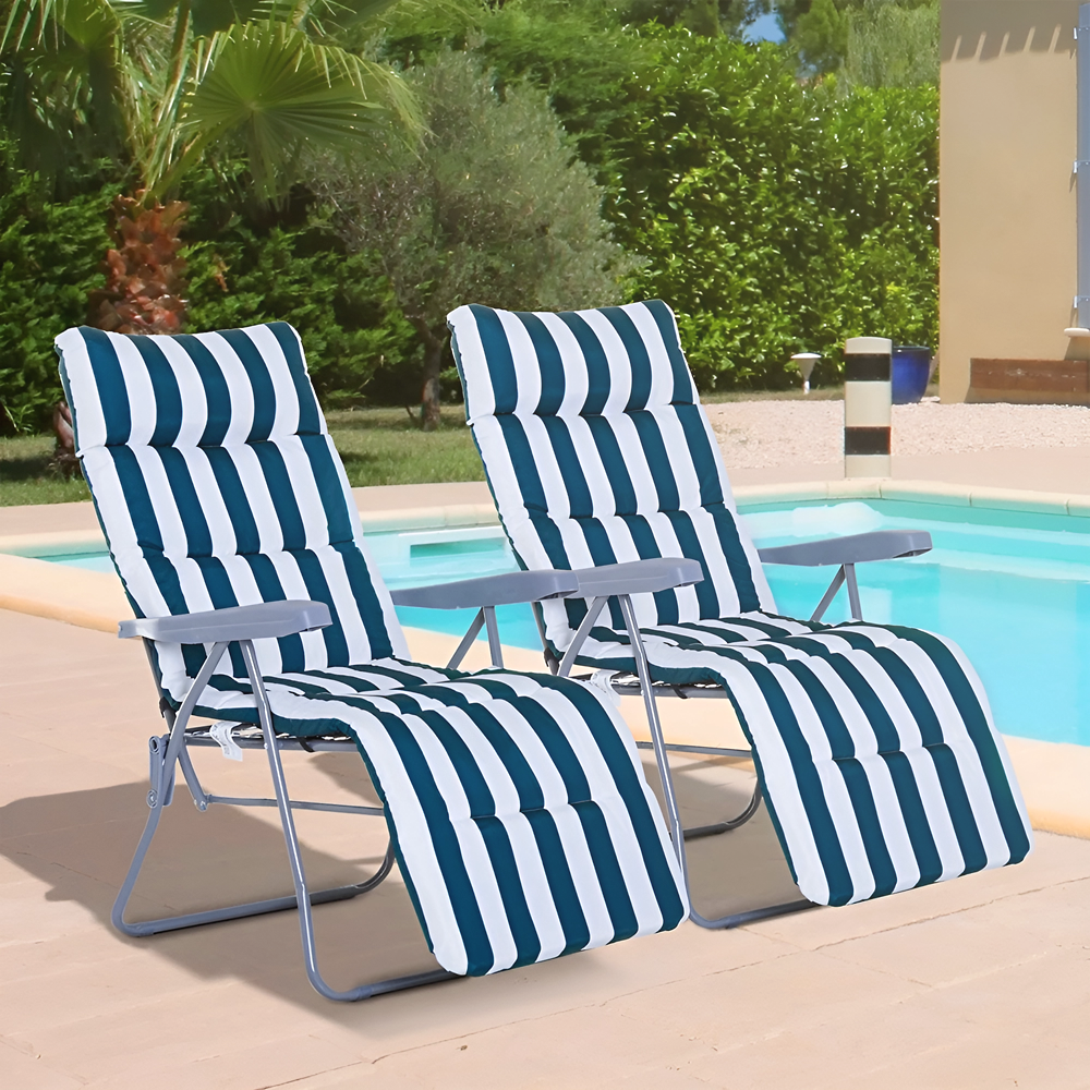 Chaise longue inclinable acier coussin rembourré à rayures et dossier ajustable.