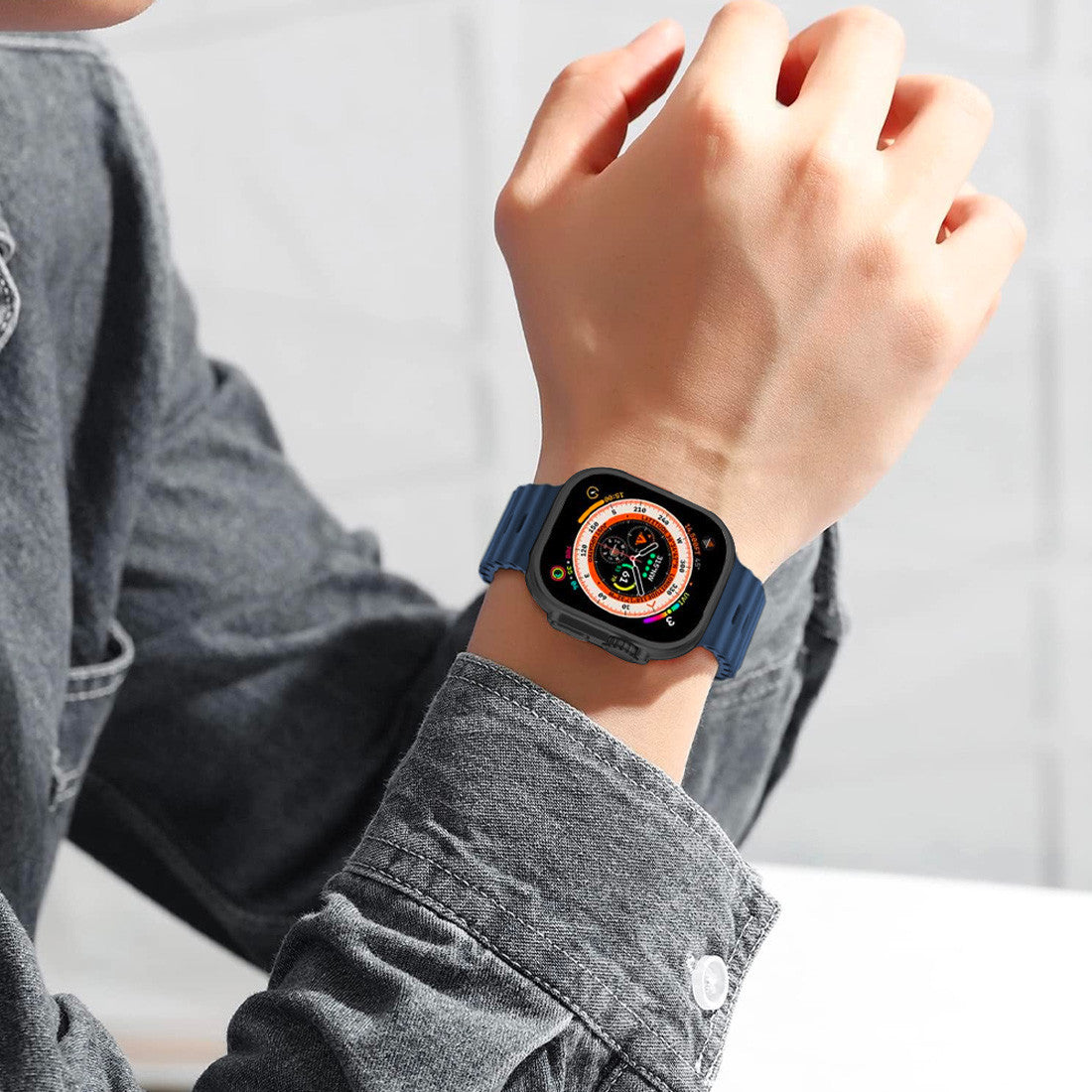Smartwatch Ultra 49mm 4 Bracelets d'appels et d'applications iOS et Android 4en1