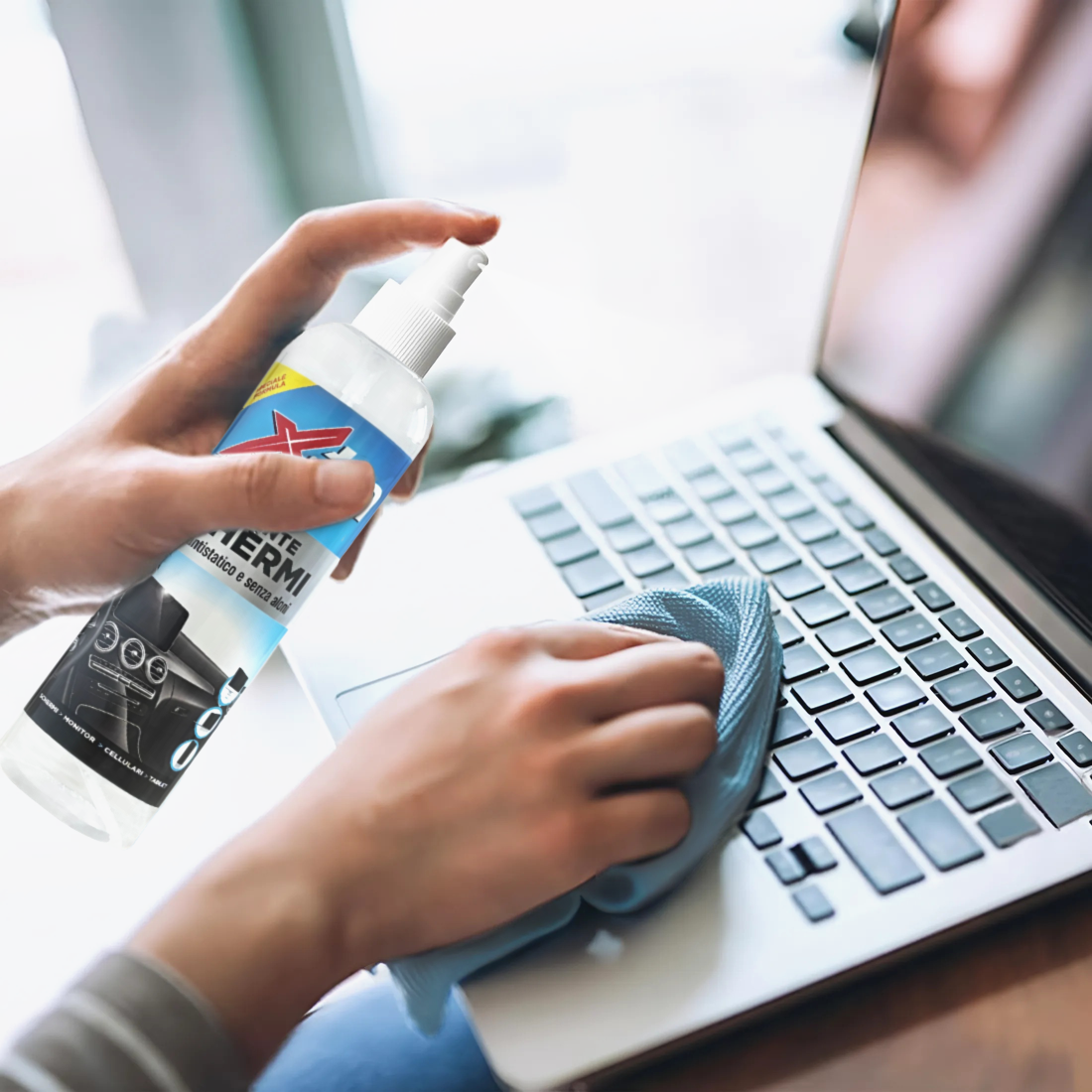 Dégraissant pour affichages LCD 200 ml anti-traces avec chiffon en microfibre