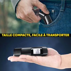 Éthylomètre rechargeable à haute sensibilité avec affichage numérique.
