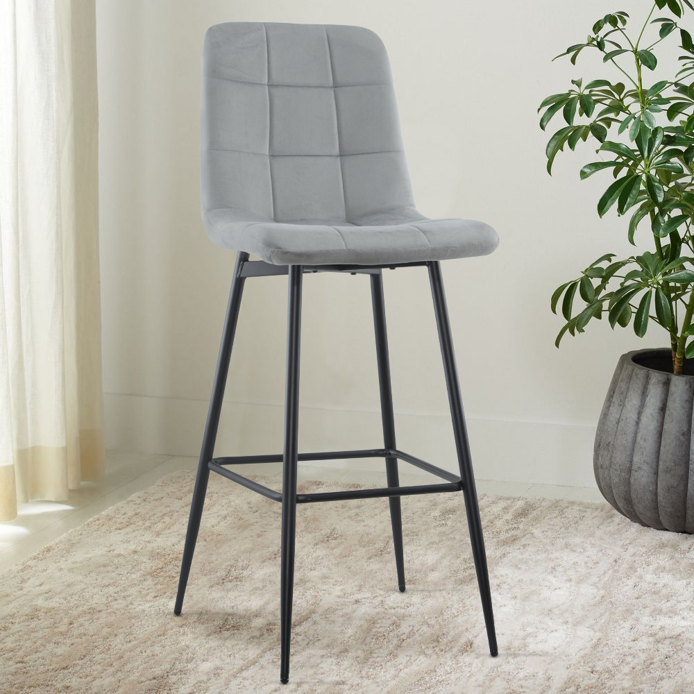 Lot 2 tabourets velours VELVETTE, structure noire, dossier et repose-pieds