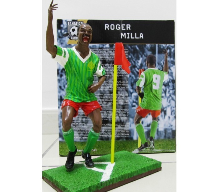 footballeur ROGER MILLA échelle 1: 9/16 cm (Limited Edition)